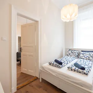  Apartament Lovely By Julia